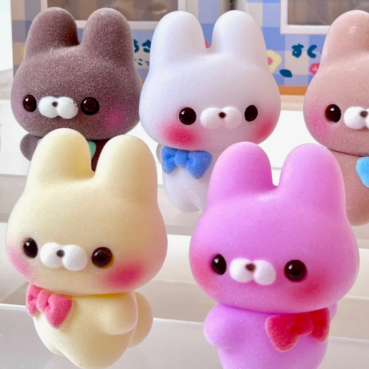 70707 RABBIT FIGURINES-10