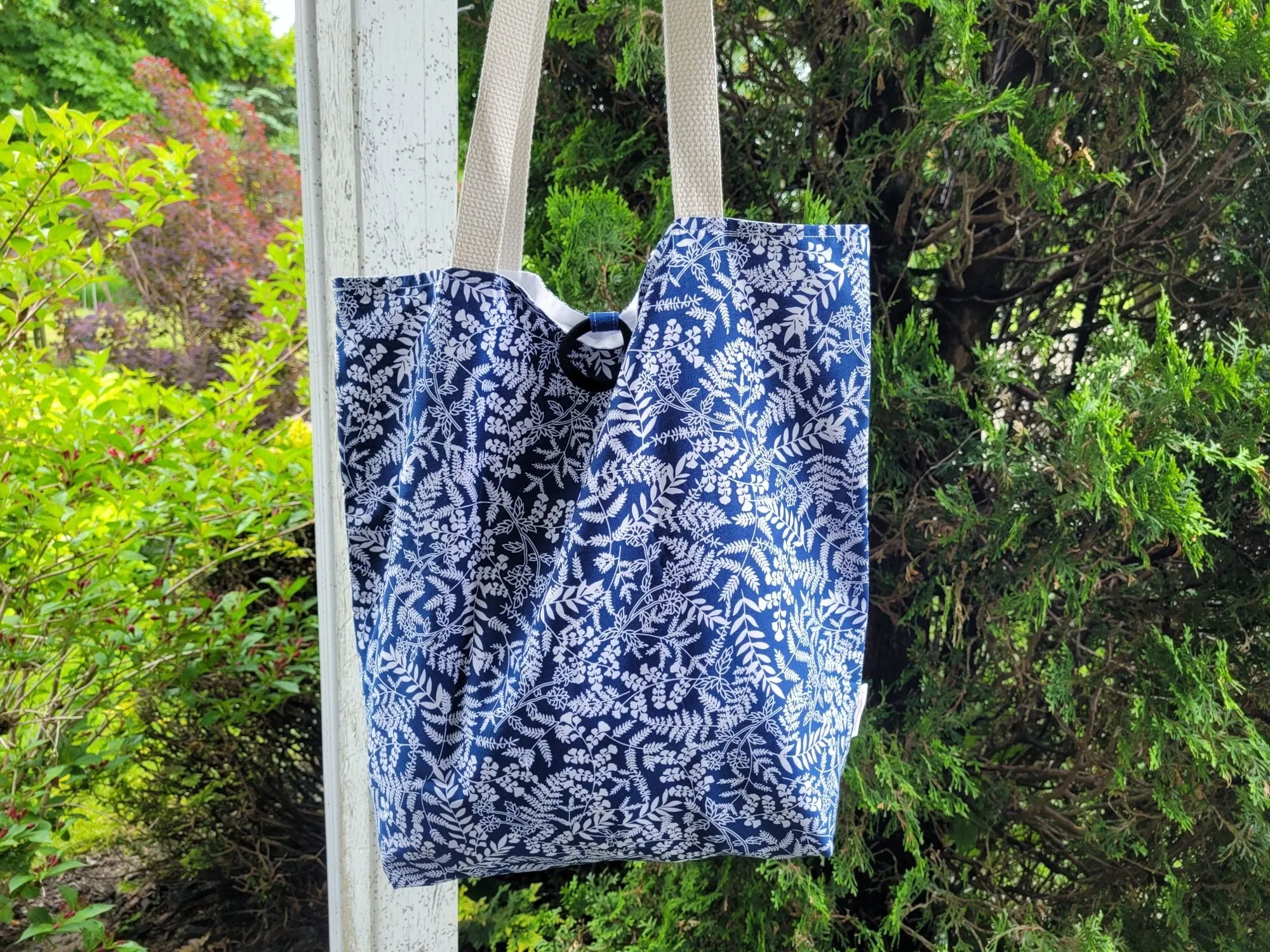 Basic Tote Bag in Navy Leaf Botanical Cotton Print