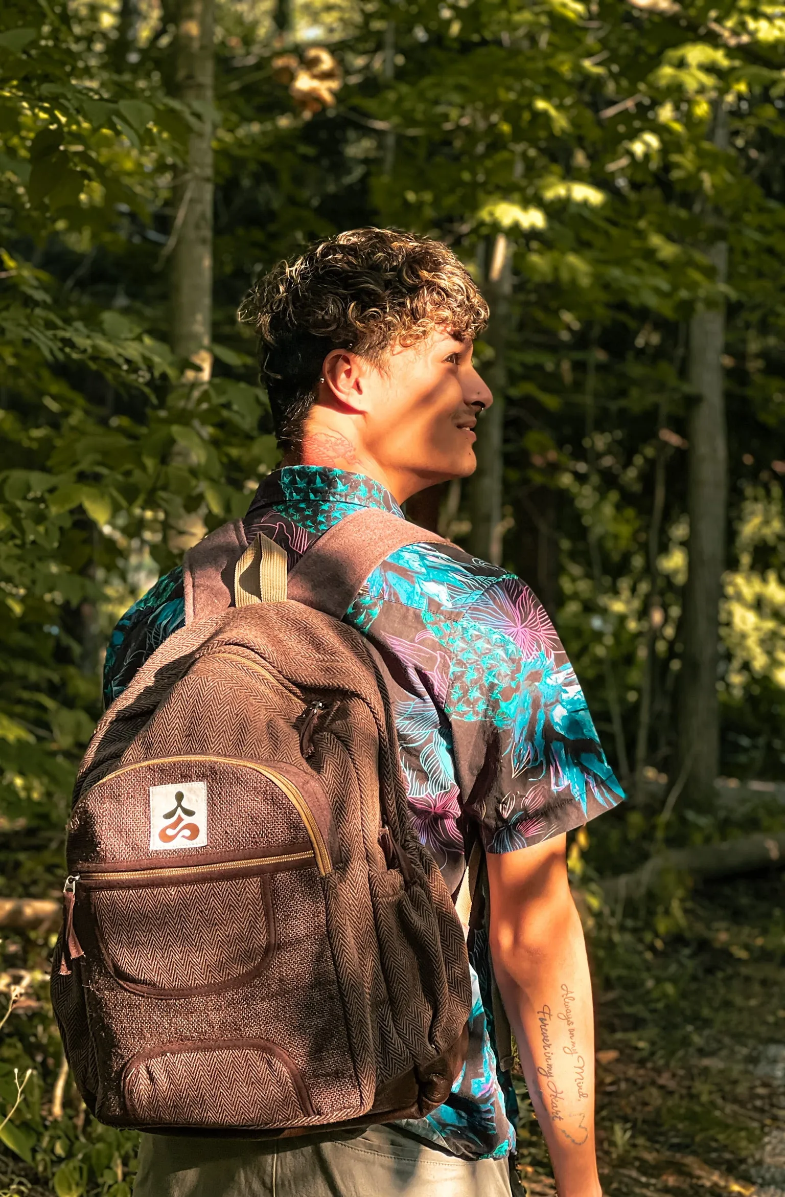 Hemp Backpack - Vivic