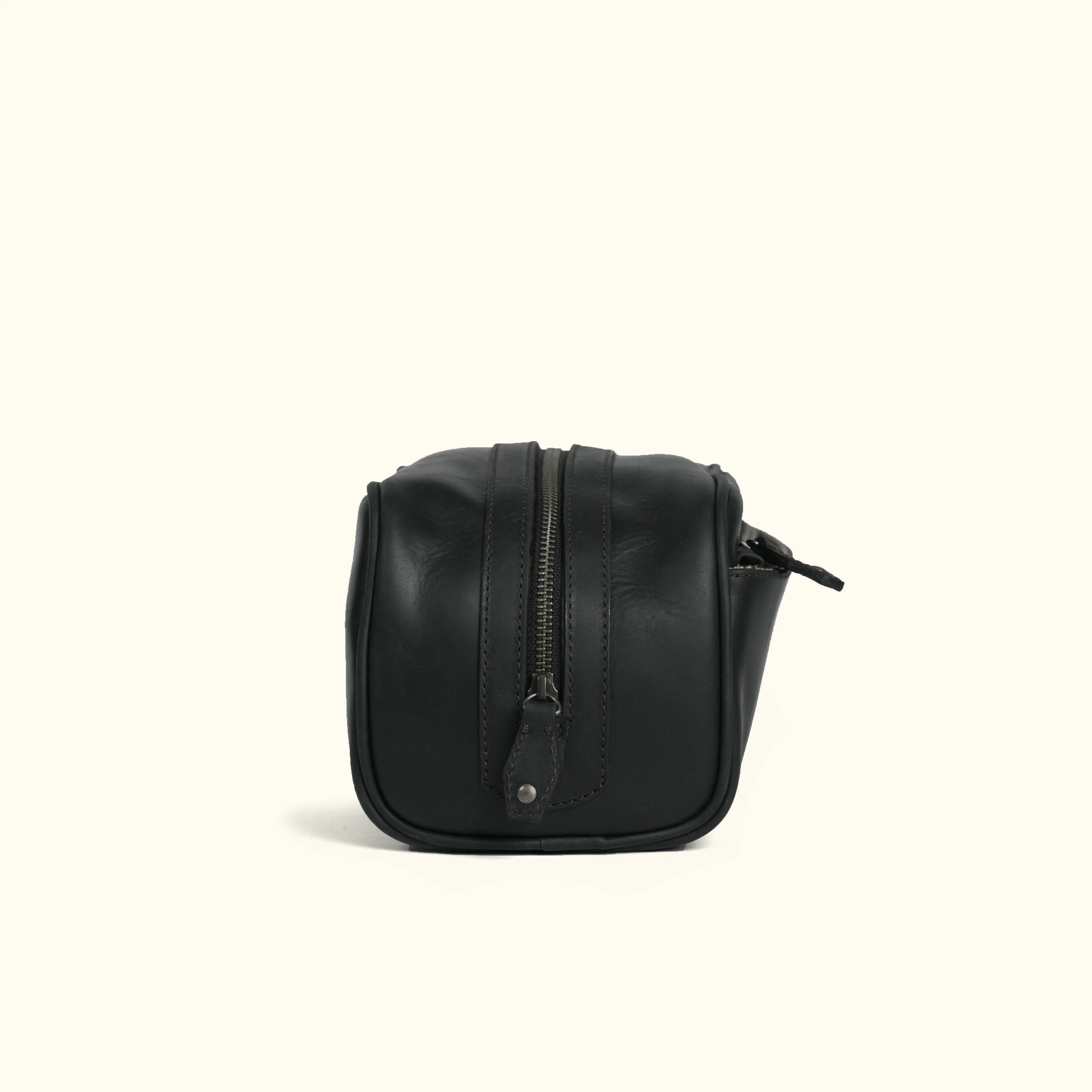 Limited Edition Jefferson Leather Dopp Kit | Black