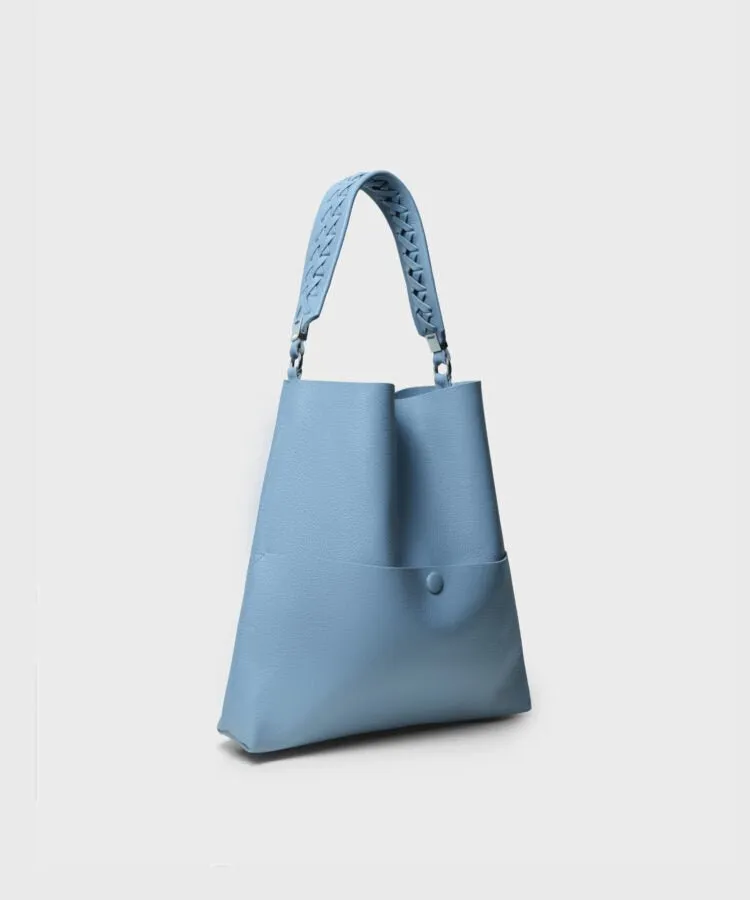 Slim M Stich Tote 23 Grained Leather Sky